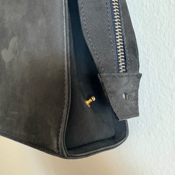 Vintage Salvatore Ferragamo Black Soft Leather/Suede Purse - Picture 12 of 15